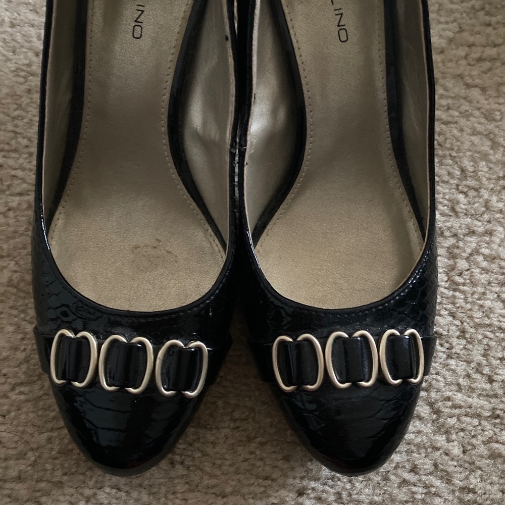 Bandolino size 8 women’s black heels